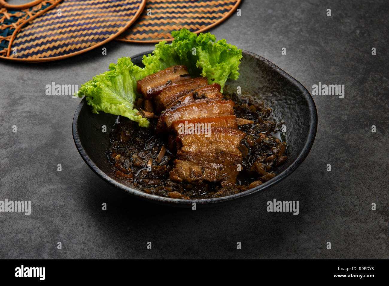 chinese braised pork belly Stock Photo Alamy