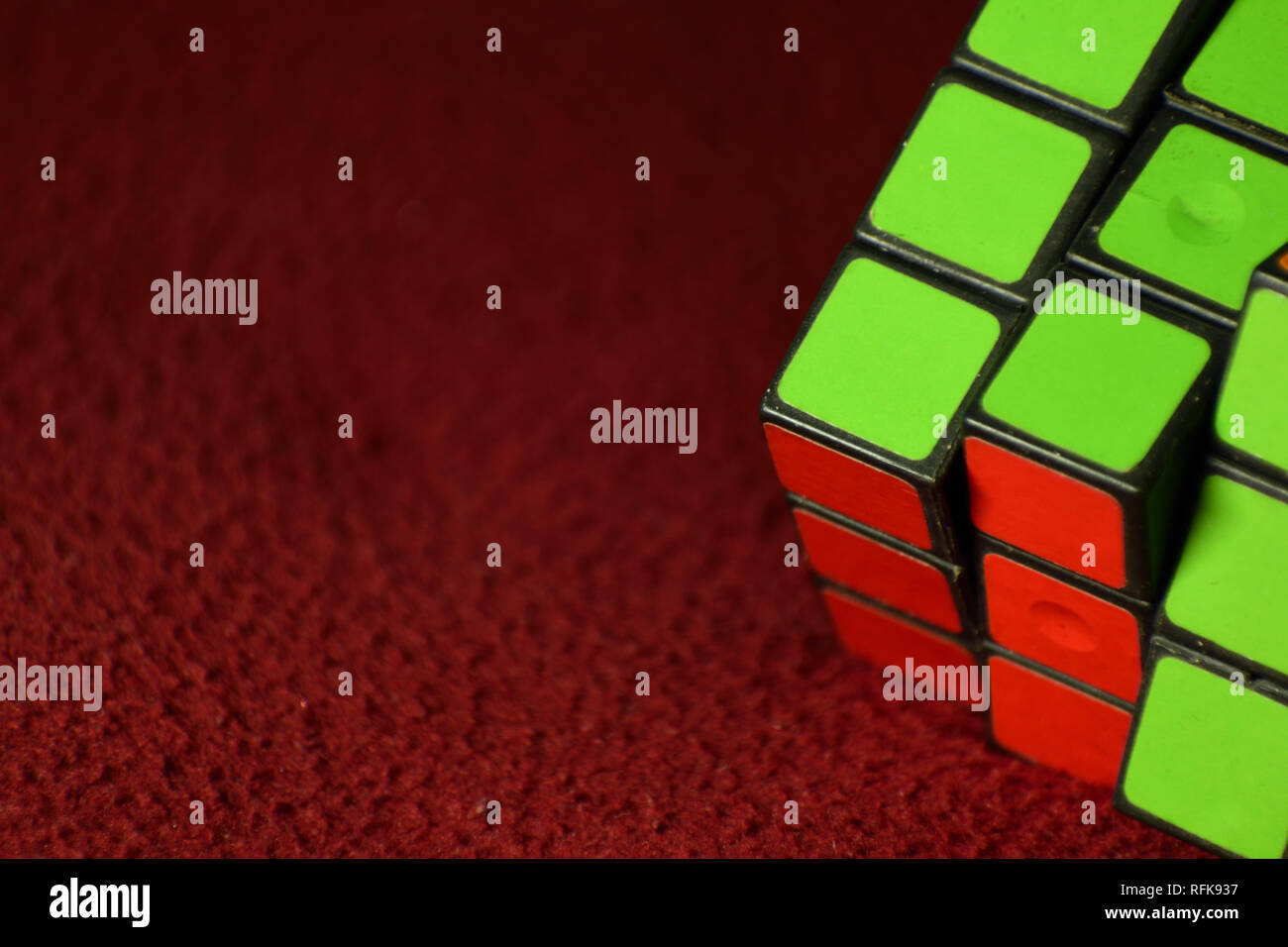 Puzzling Stock Photos & Puzzling Stock Images Alamy