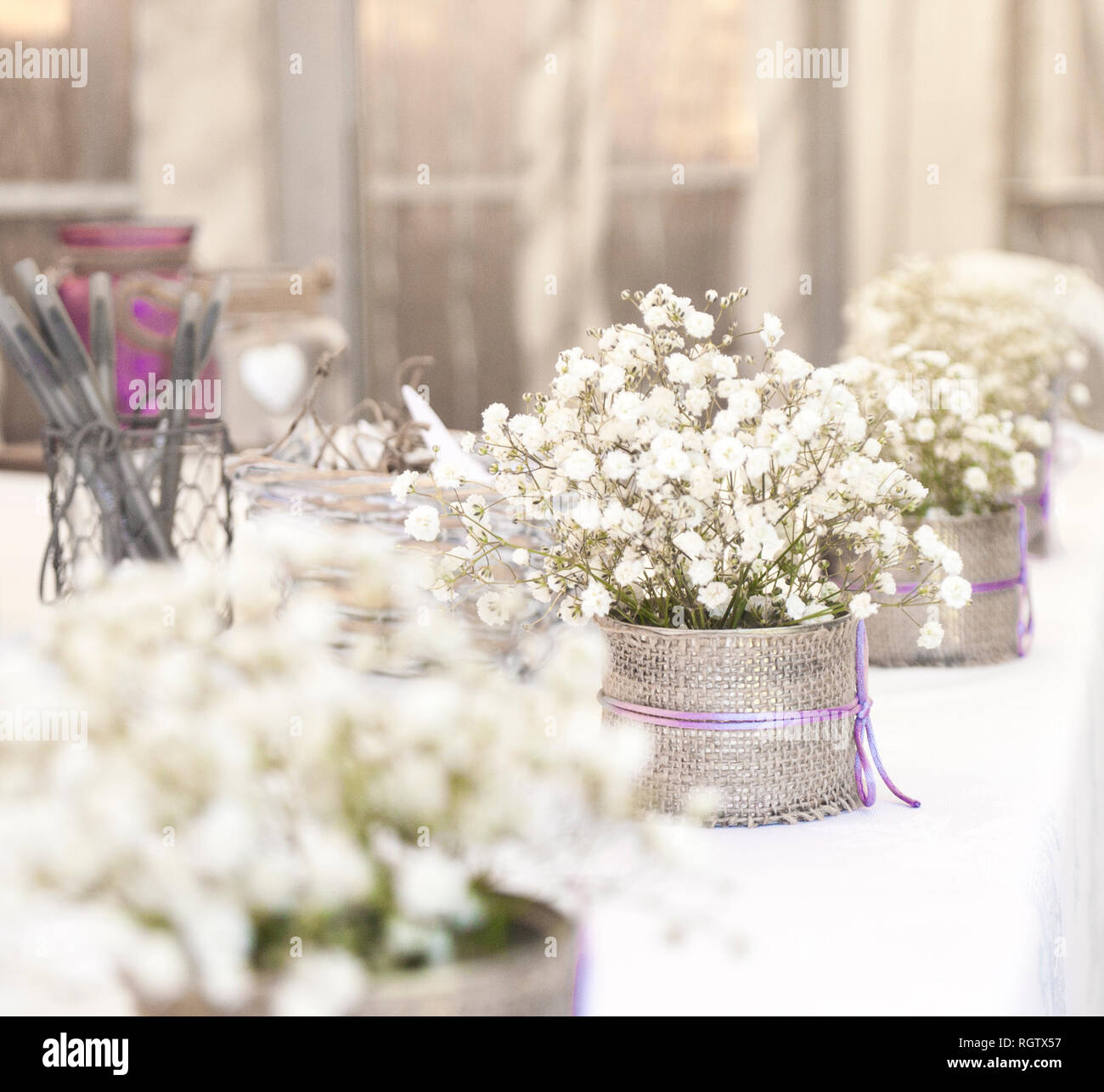 Casual and rustic wedding table setting Stock Photo Alamy