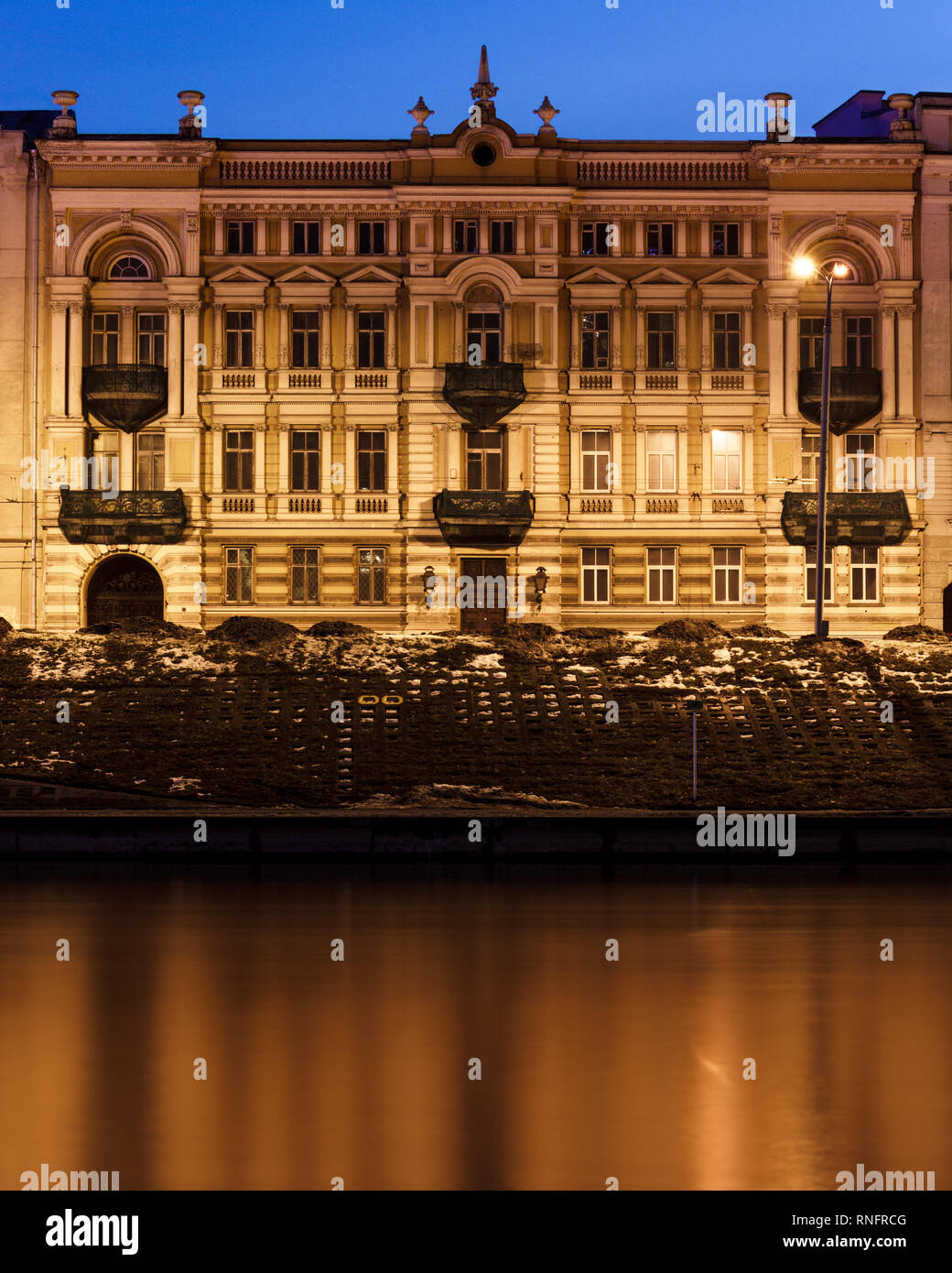 Vilnius old town building from river reflection Stock Photo Alamy