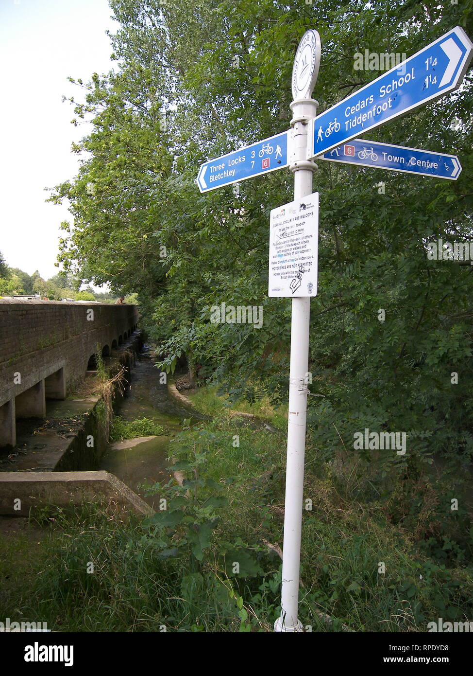 Leighton buzzard town centre hires stock photography and images Alamy