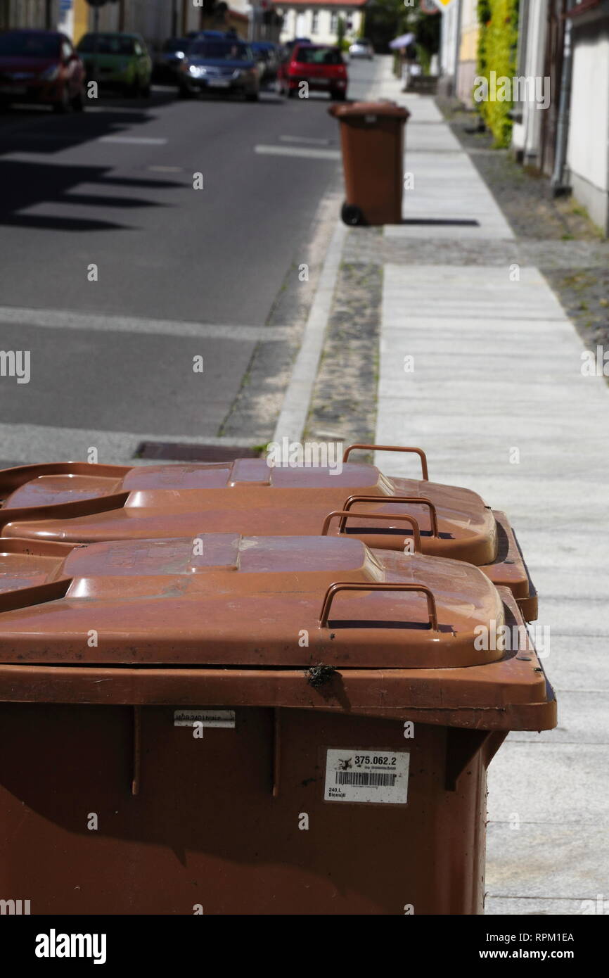 Brown bin hires stock photography and images Alamy