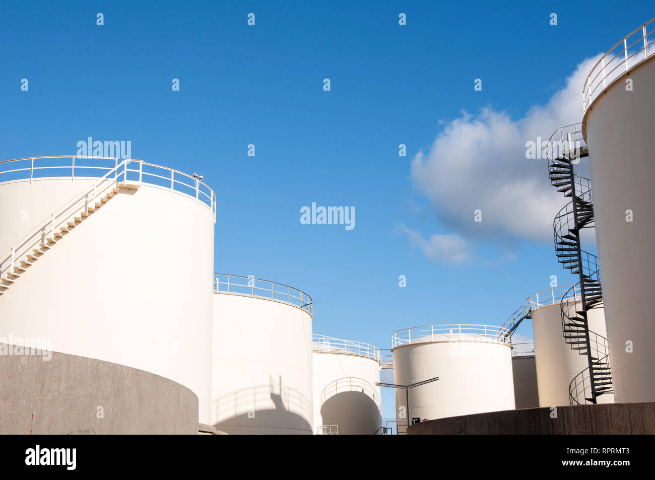 Refinery oil gas storage tank hires stock photography and images Alamy