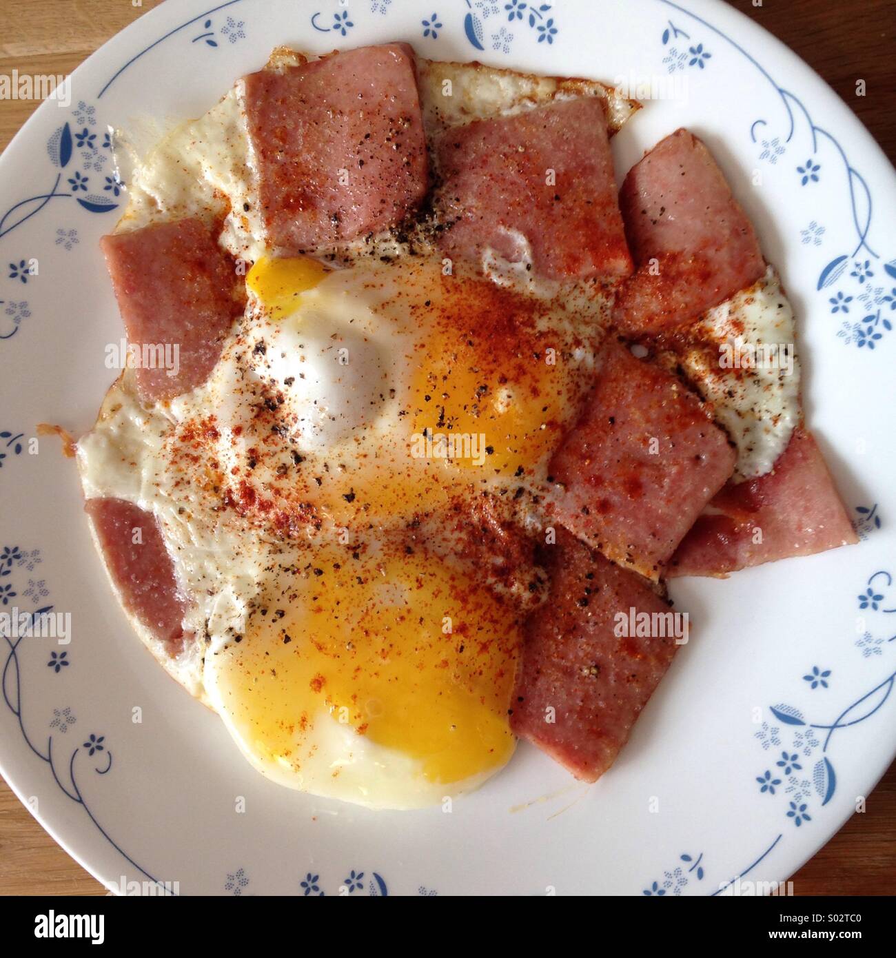Ham and eggs Stock Photo Alamy