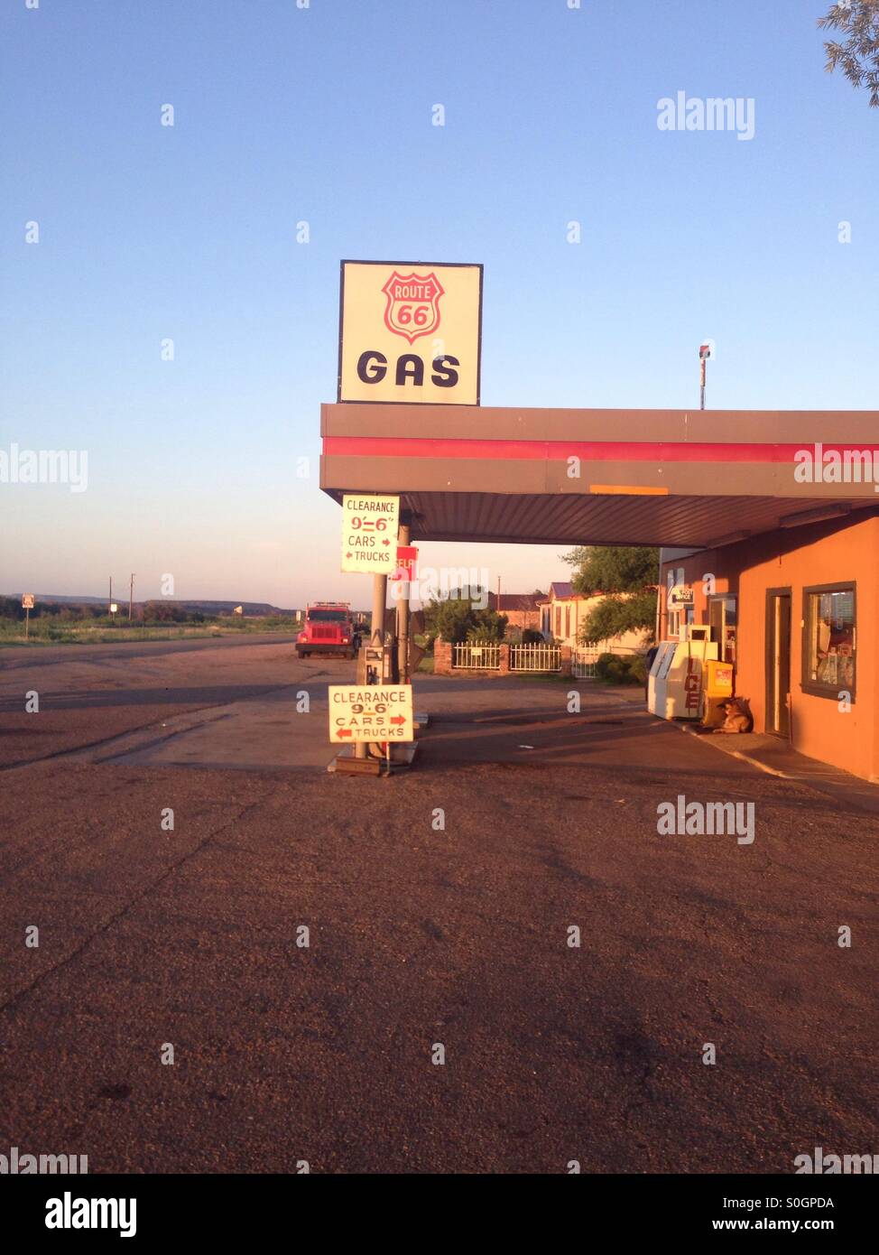 Route66 route 66 gas station hires stock photography and images Alamy