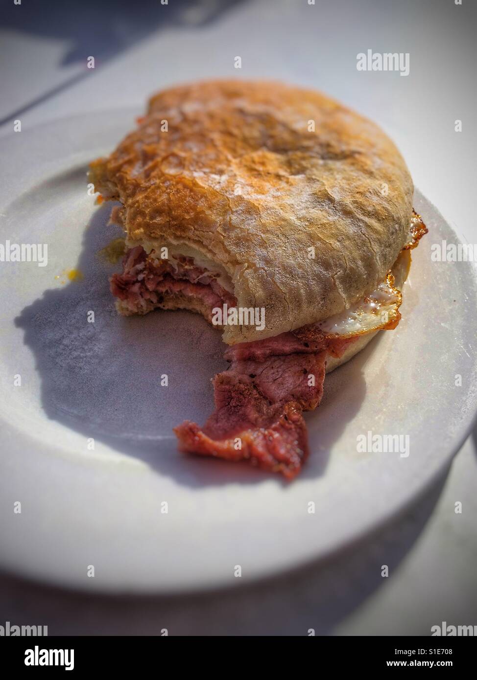 Egg and bacon roll hires stock photography and images Alamy