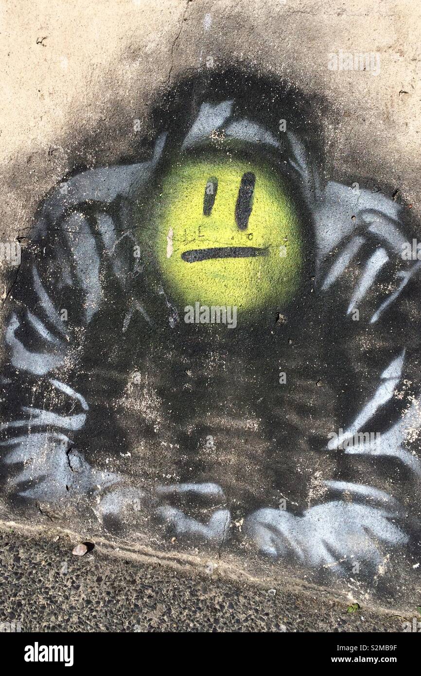 Smiley face graffiti street art hires stock photography and images Alamy