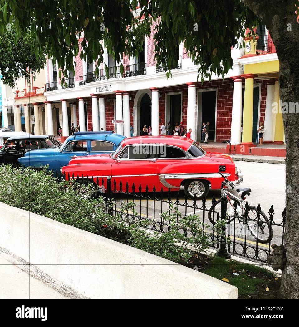 Holguin cuba cars hires stock photography and images Alamy