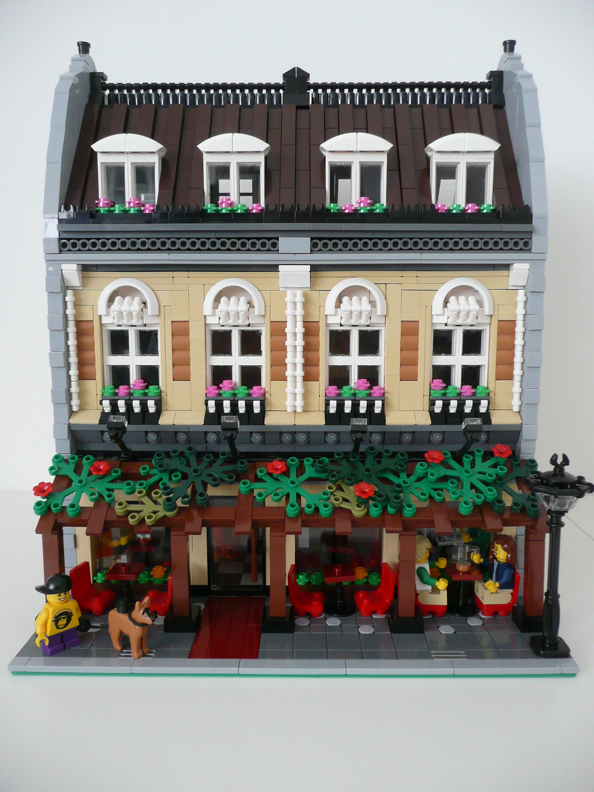 Modular Coffee Bar (Parisian Restaurant lookalike) lego