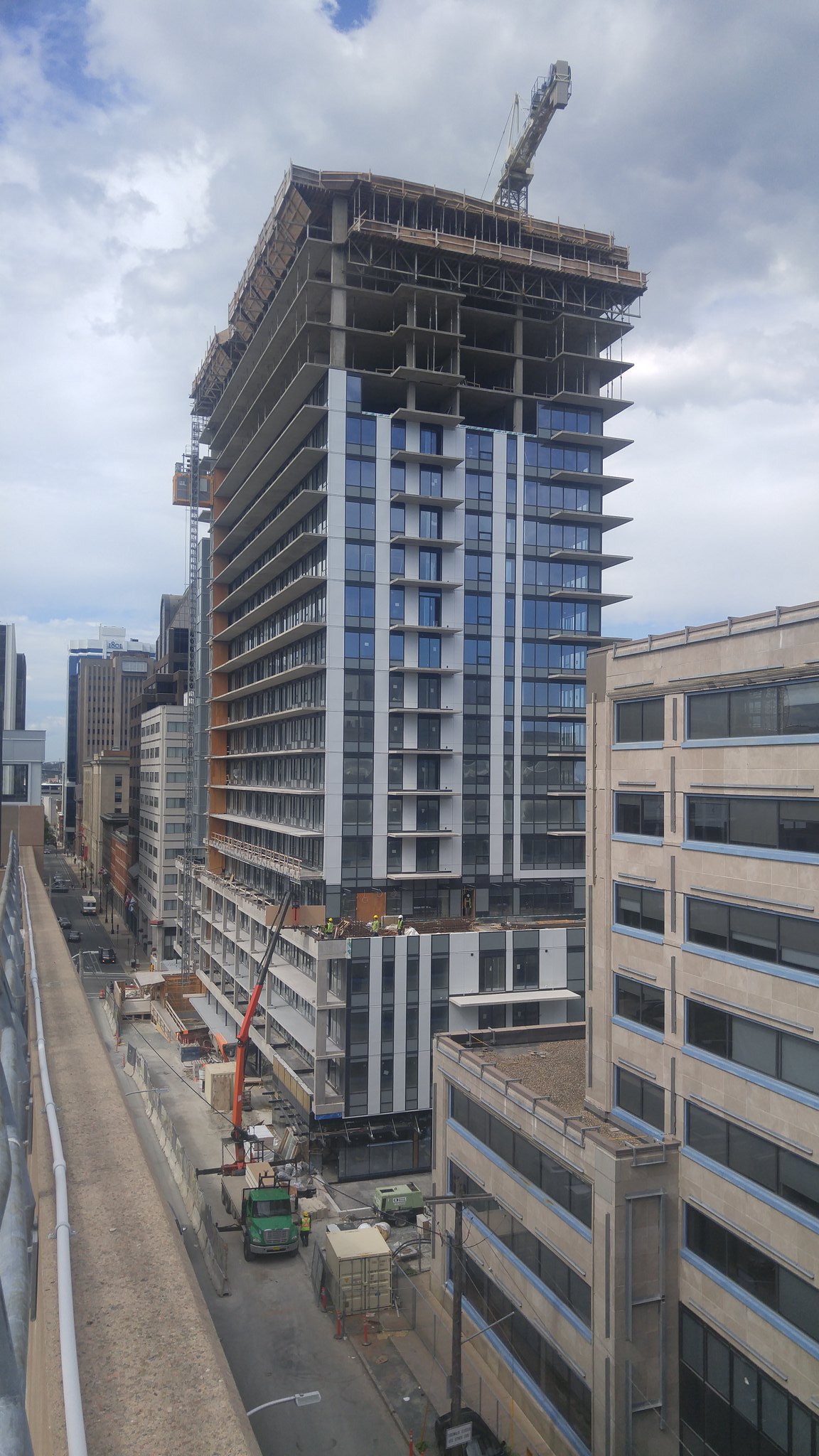 [Halifax] The Maple 72 m 21 fl Complete Page 27