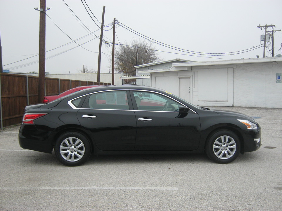 Used 2014 Nissan Altima 2.5 S for Sale Chacon Autos