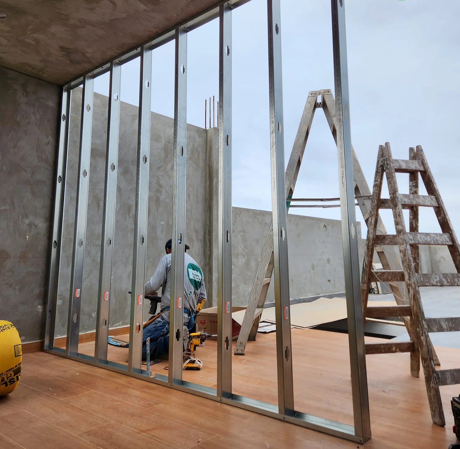 Drywall: Ventajas, Desventajas y Aplicaciones - Caasa