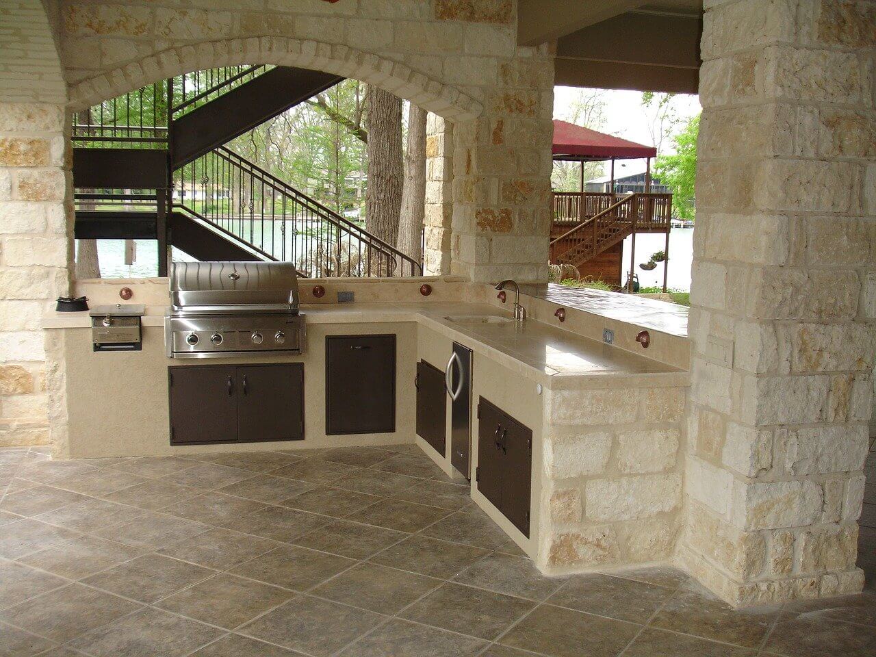 5 Natural Stones for Your Outdoor Kitchen Cabal Inspection Services