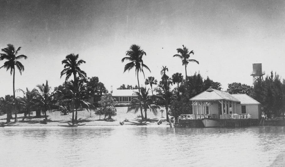 Worlds Away Cabbage Key Inn & Restaurant