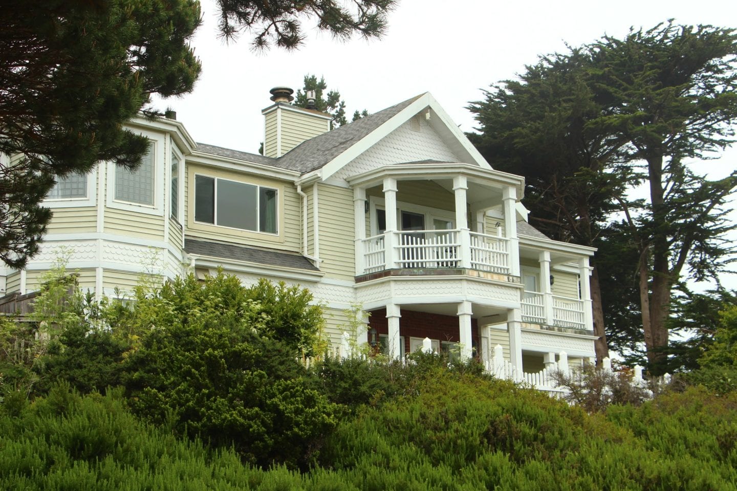 MacCallum House a Lively Gathering Spot in the Heart of Mendocino CABBI