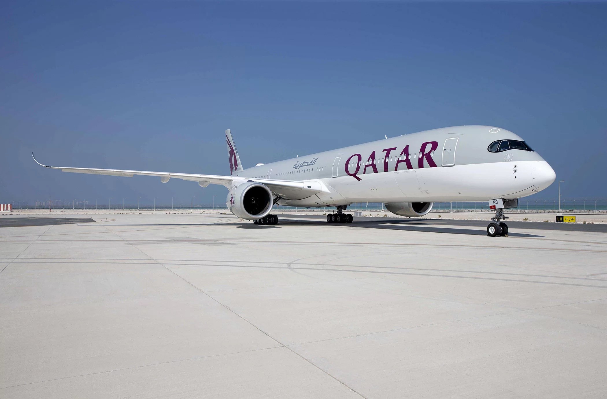 Qatar Airways passenger threatened to kill cabin crew member • Cabin
