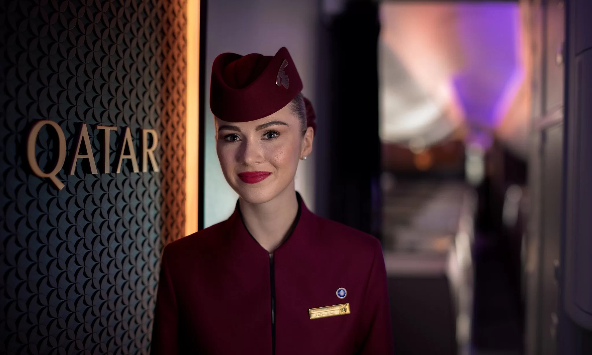 10 Airlines With The Best Salaries For Cabin Crew Pay and Perks(05)