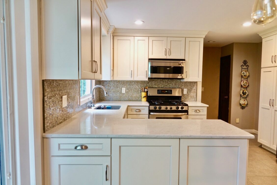 Marc’s Livingston, New Jersey White Shaker Kitchen Remodel CD