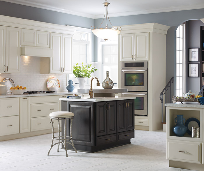 Off White Kitchen with Dark Grey Island CD