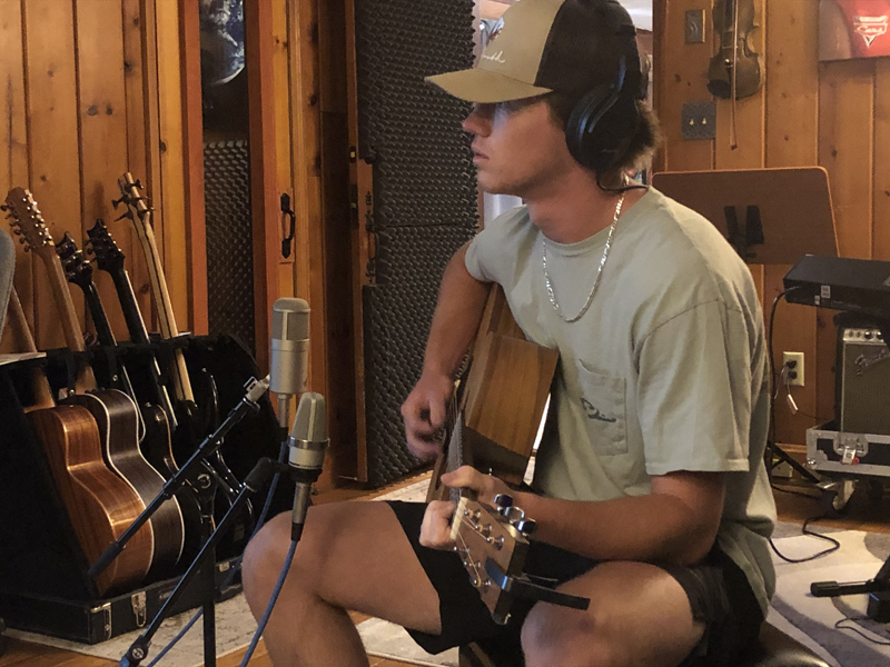 Studio Sessions Bailey Morrison