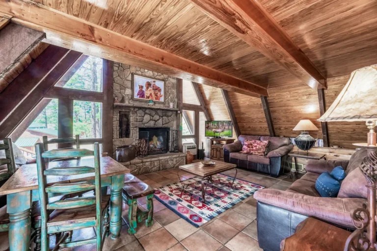 Best Cabins with Hot Tubs in New Mexico for any budget in 2023