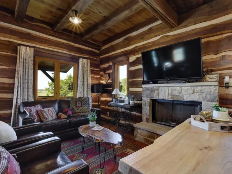 Best Cabins with Hot Tubs in Texas for every budget in 2023