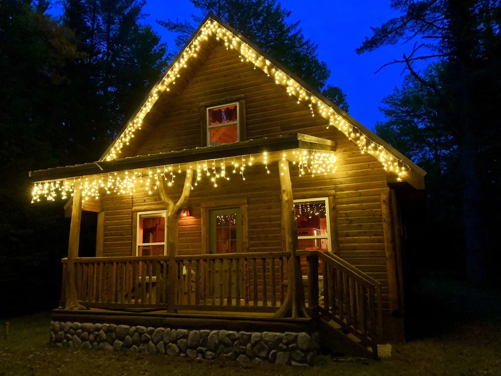 Top 12 Romantic Cabins in Michigan with Hot Tubs Cabin Trippers
