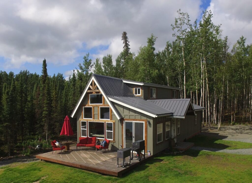 Top 15 Coolest Cabin Rentals in Alaska To Stay in 2023 Cabin Trippers