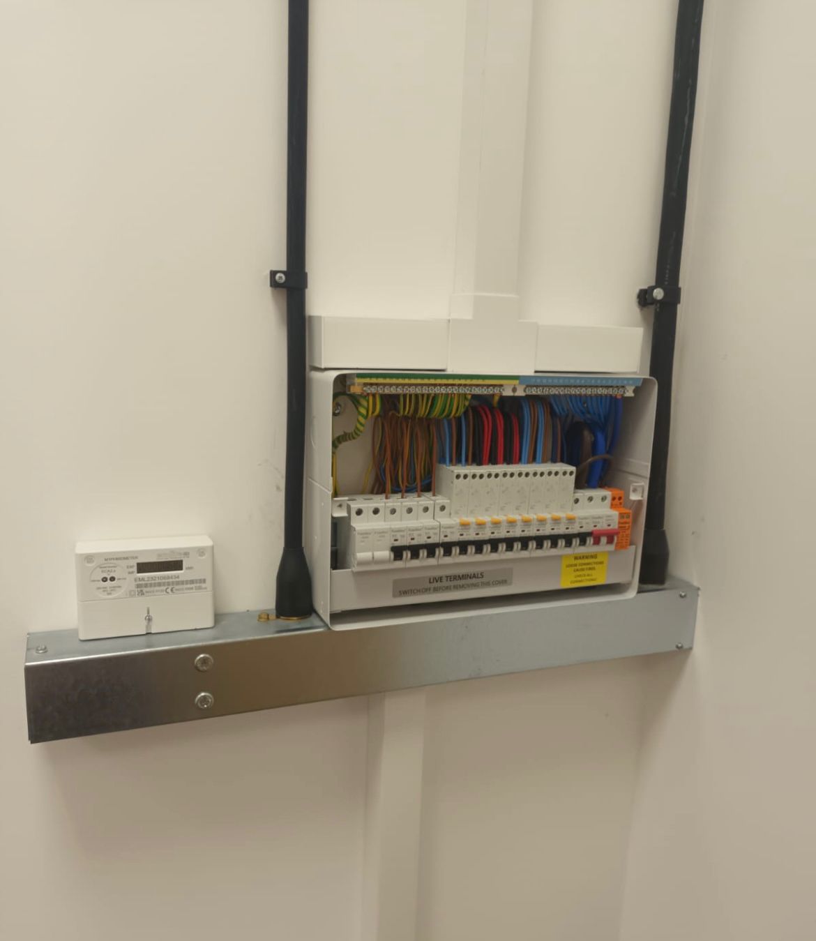 NICEIC Electrical Contractor Cable Connections Ltd