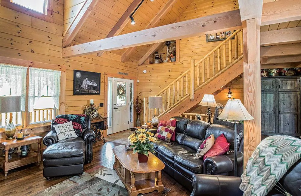Step Inside The Most Beautiful Log Home in Pennsylvania!