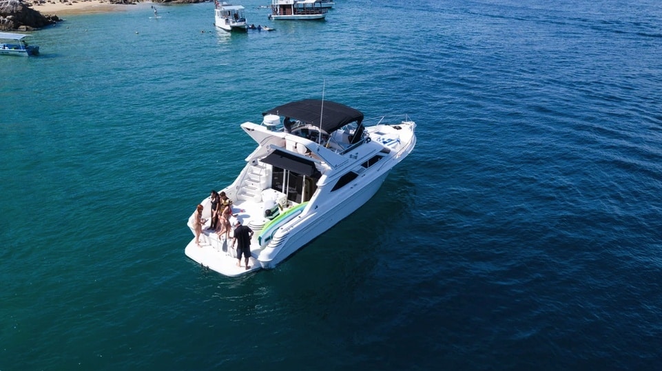 Meco Yate Cabo VIP Rentals Meco Yate