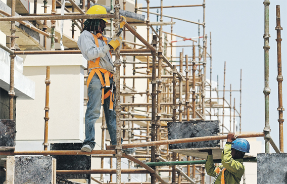 Workers told to report use of unsafe practices Emirates 247