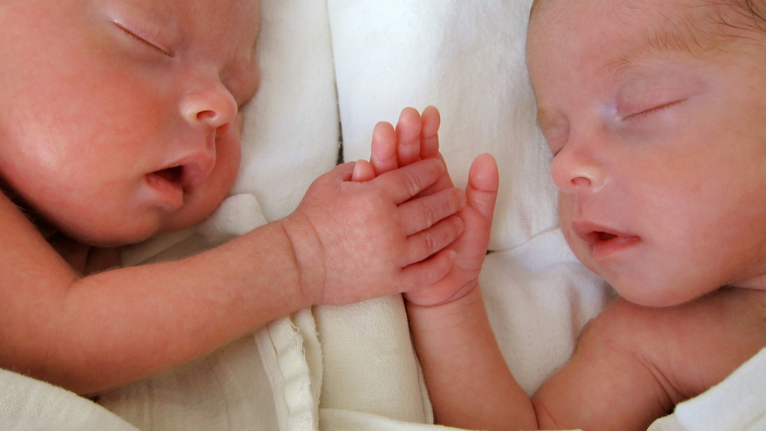 Coronavirus une femme dans le coma accouche de jumeaux