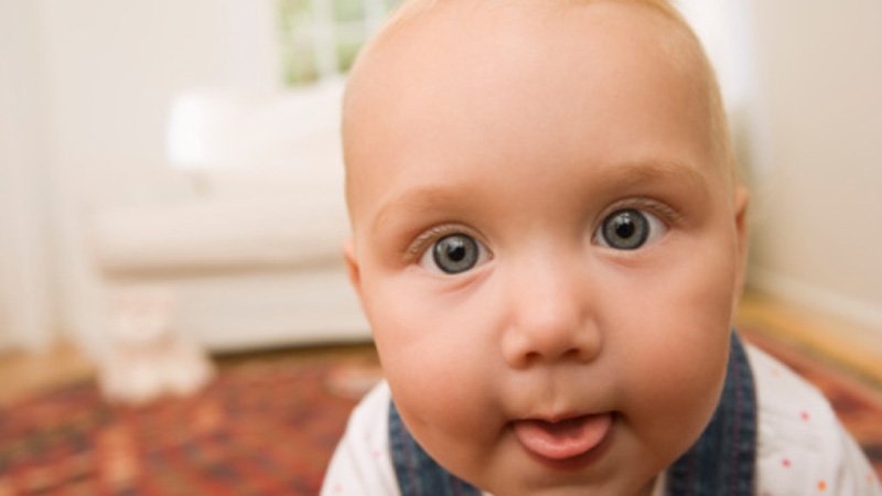 Les bébés bilingues apprennent la grammaire dès 7 mois