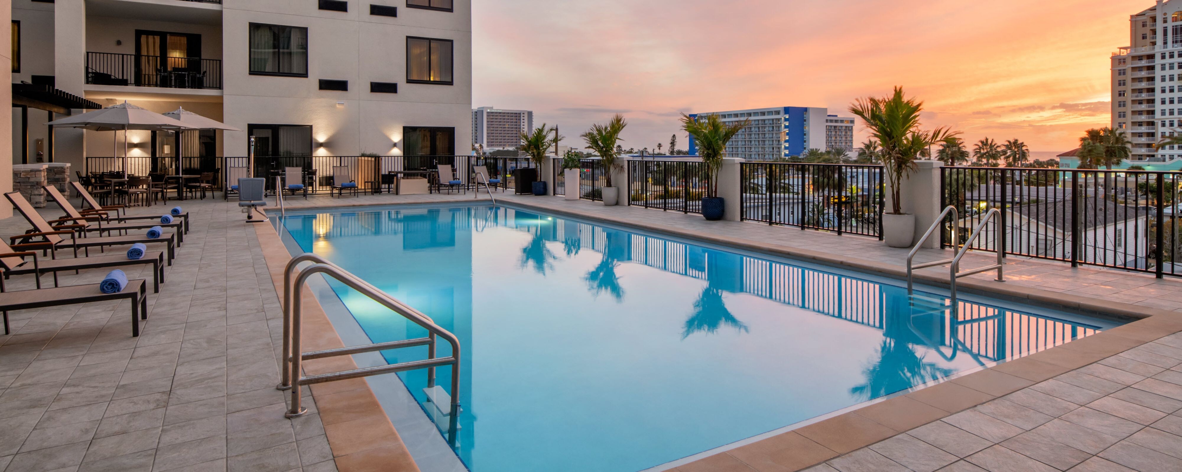 Hotel Gym & Recreation Courtyard Clearwater Beach