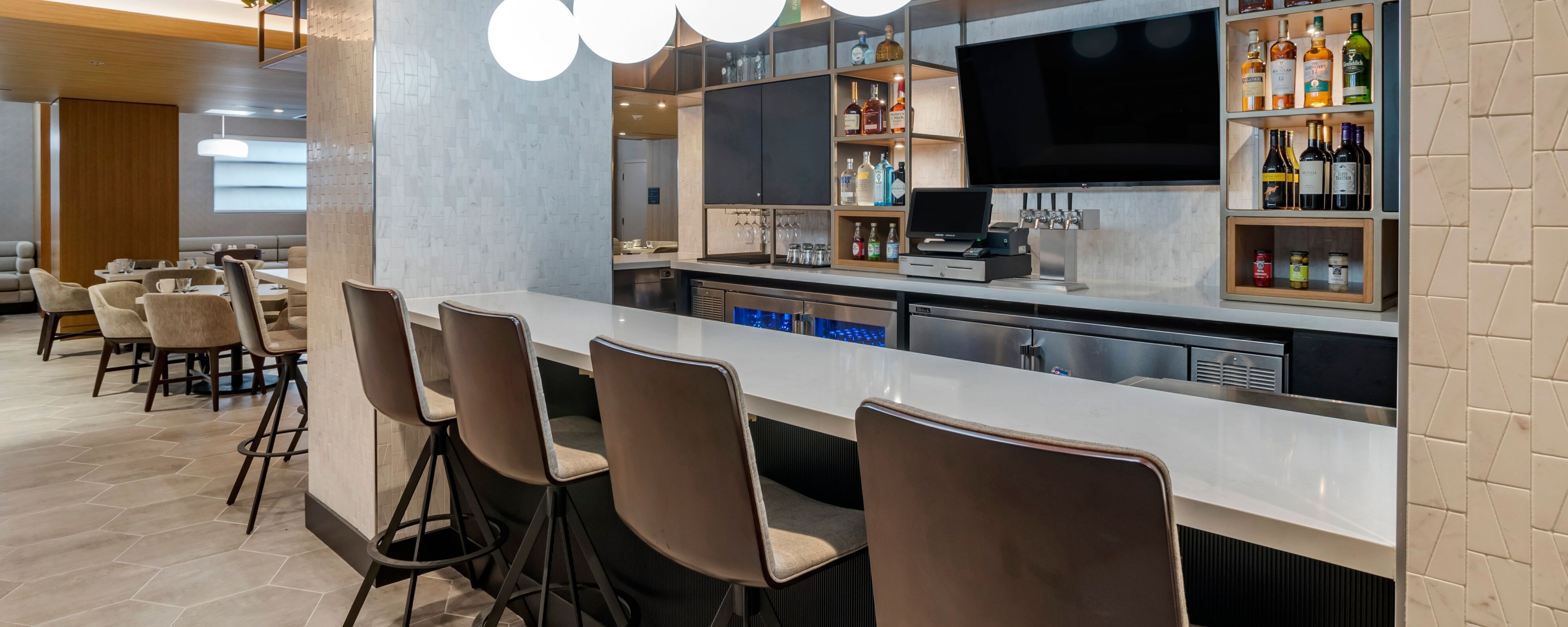 Hotels with Restaurants in Wilmington, DE Sheraton Suites Wilmington