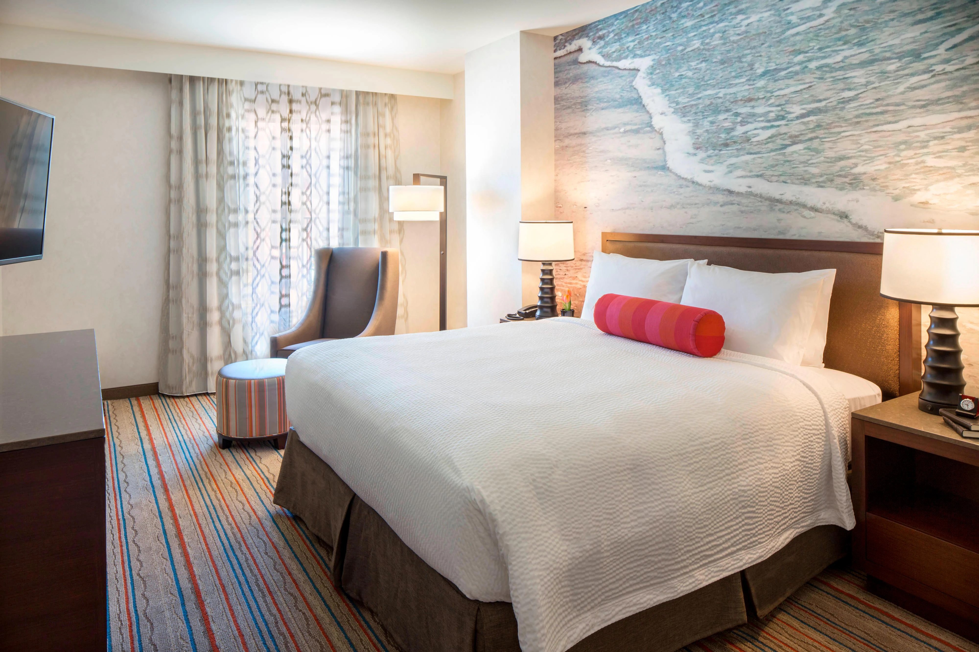 Family Hotel Rooms Near Disneyland, CA Courtyard Anaheim Theme Park