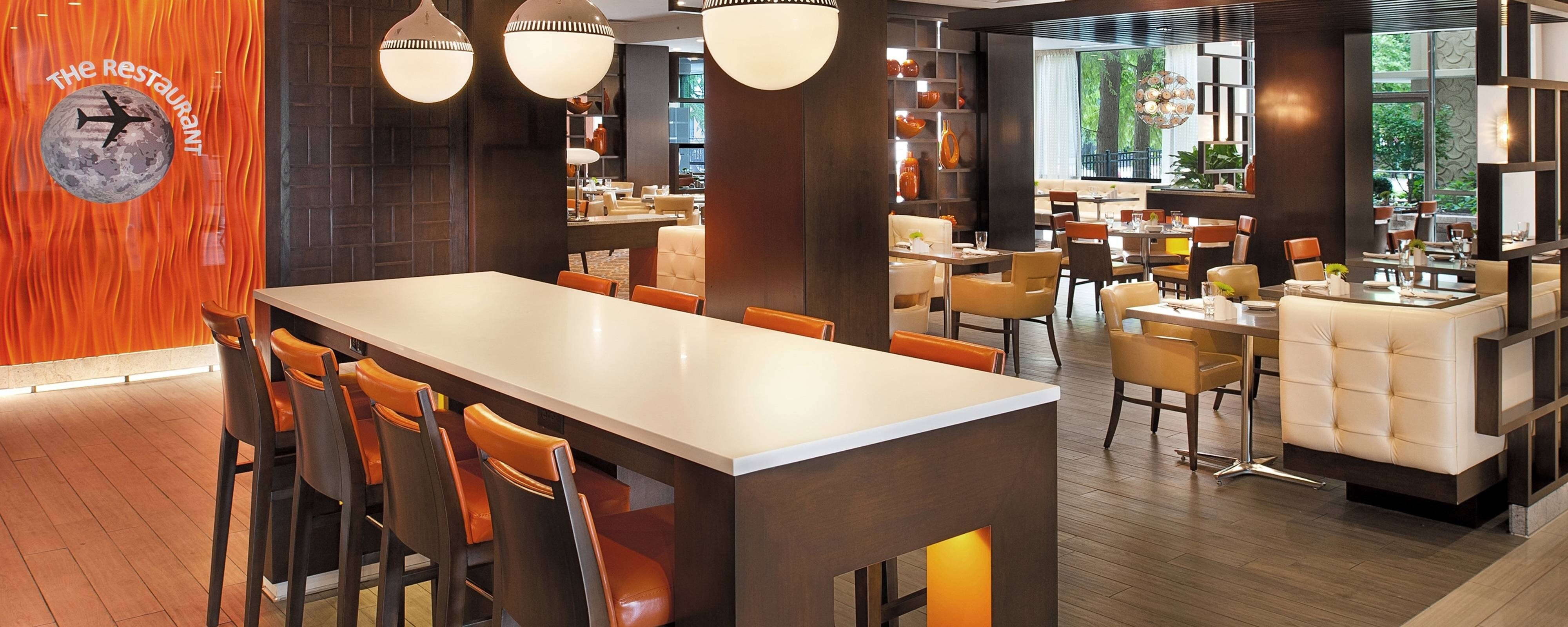 Restaurants Near St. Louis, MO Airport at Marriott