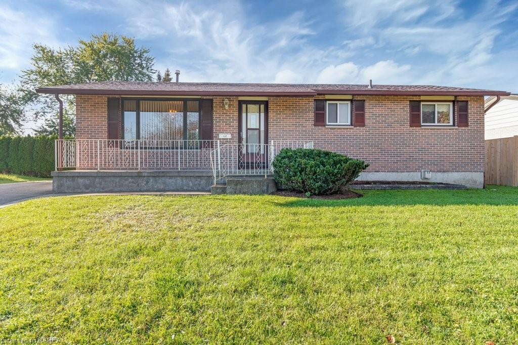 132 SHERWOOD Ave, Loyalist, Ontario K7N1N8 Sold History HouseSigma