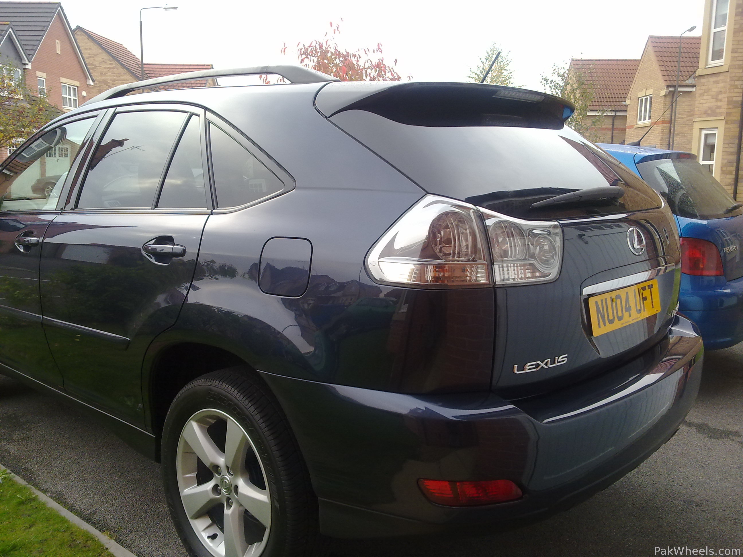 Lexus RX Series 2004 of rajabilalzafar - Member Ride 11442 | PakWheels