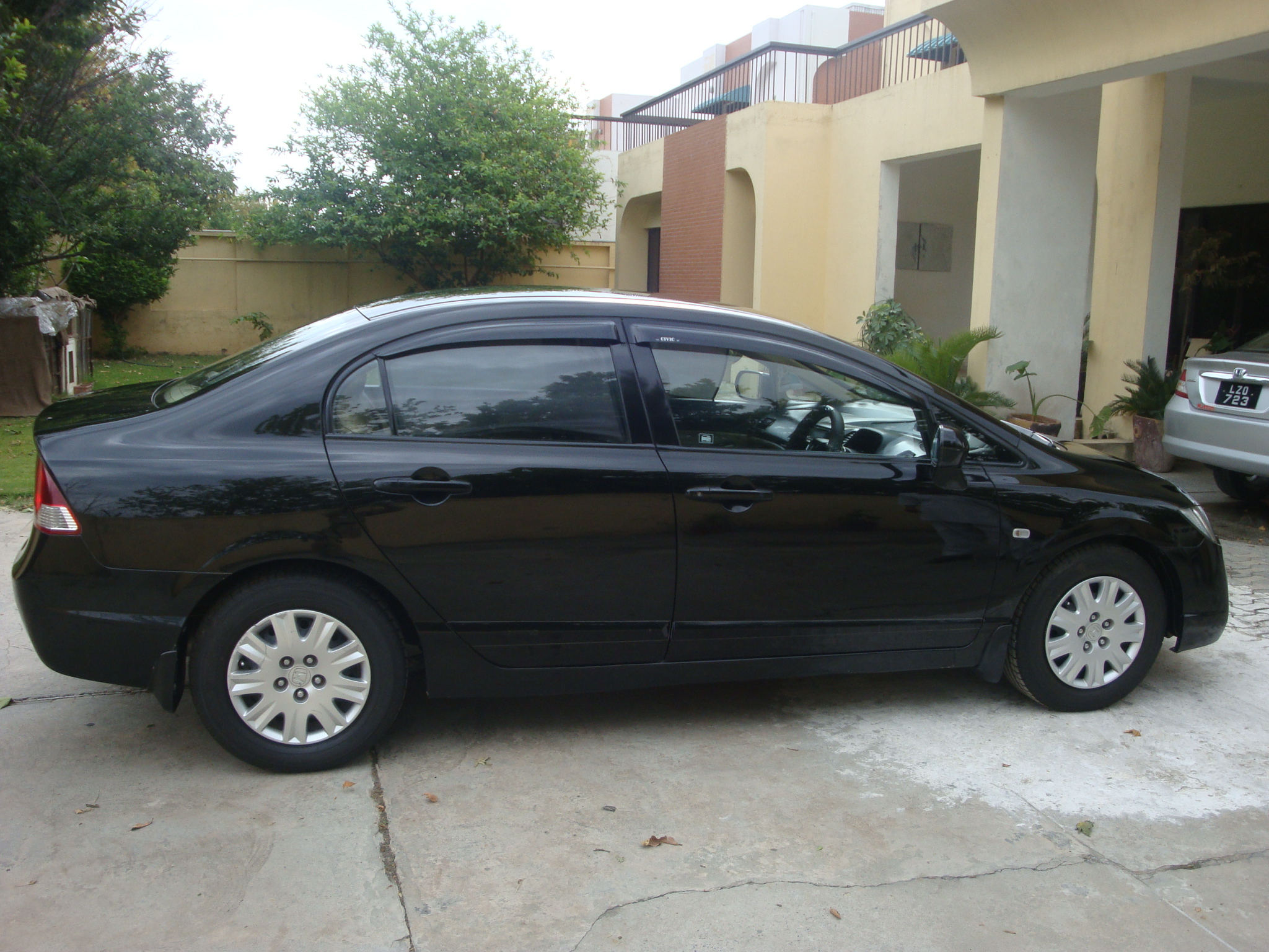 Honda Civic 2007 of tahir19 Member Ride 15880 PakWheels