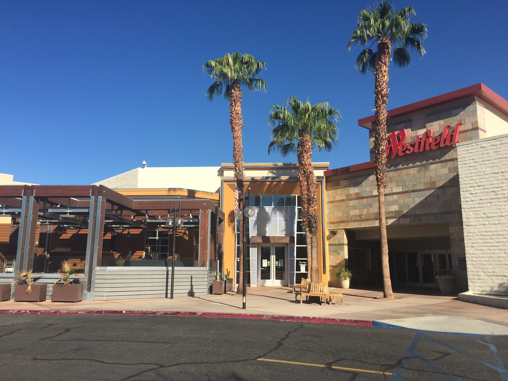 Palm Desert seems to really, really want the Westfield Mall to change