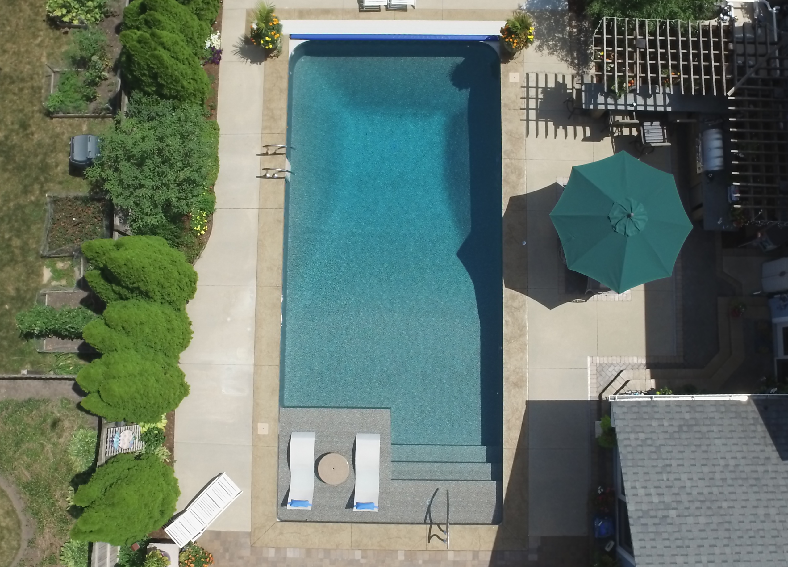 Pools Cada Pools and Spas of St. Charles Illinois