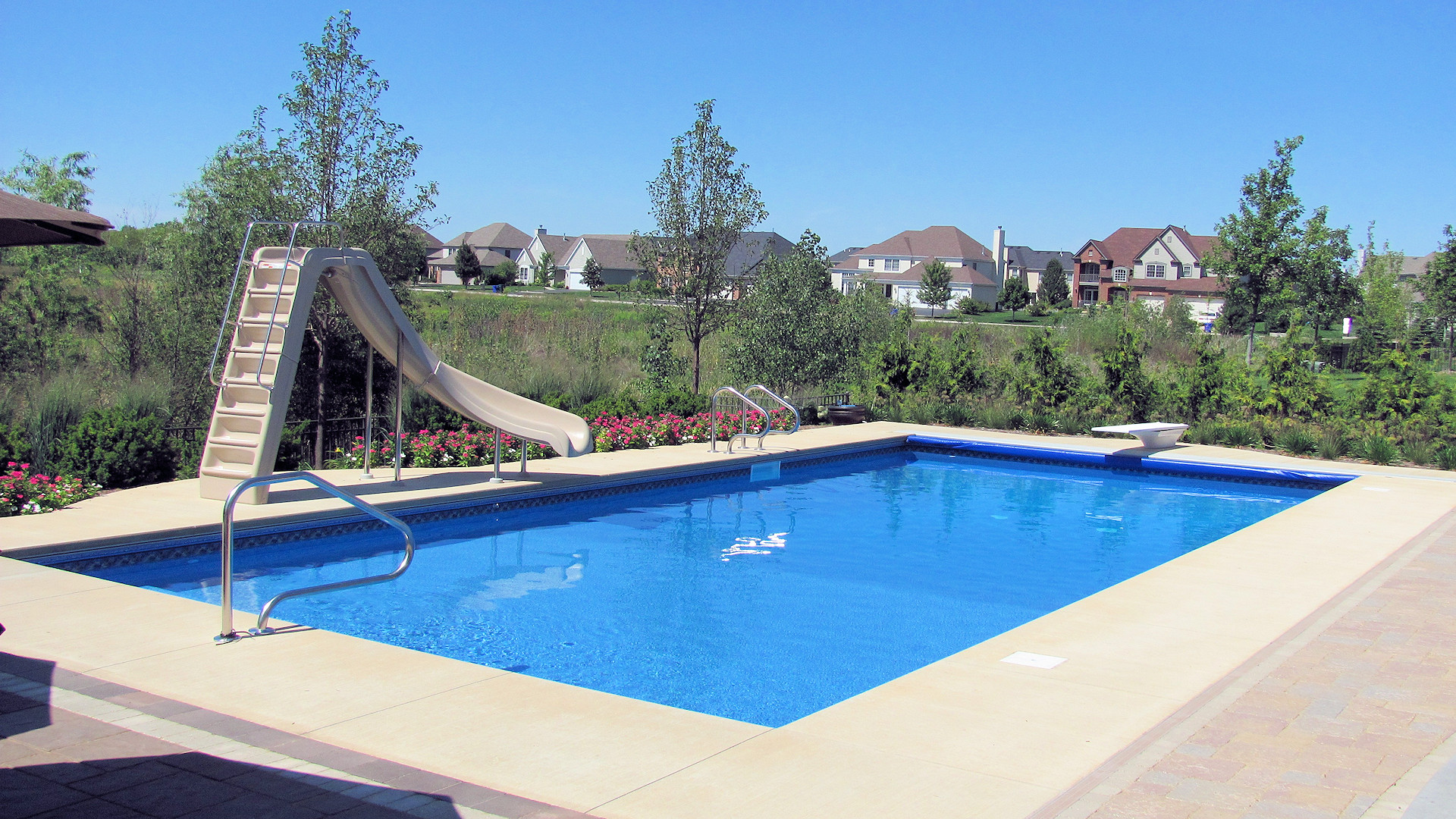 Pools Cada Pools and Spas of St. Charles Illinois