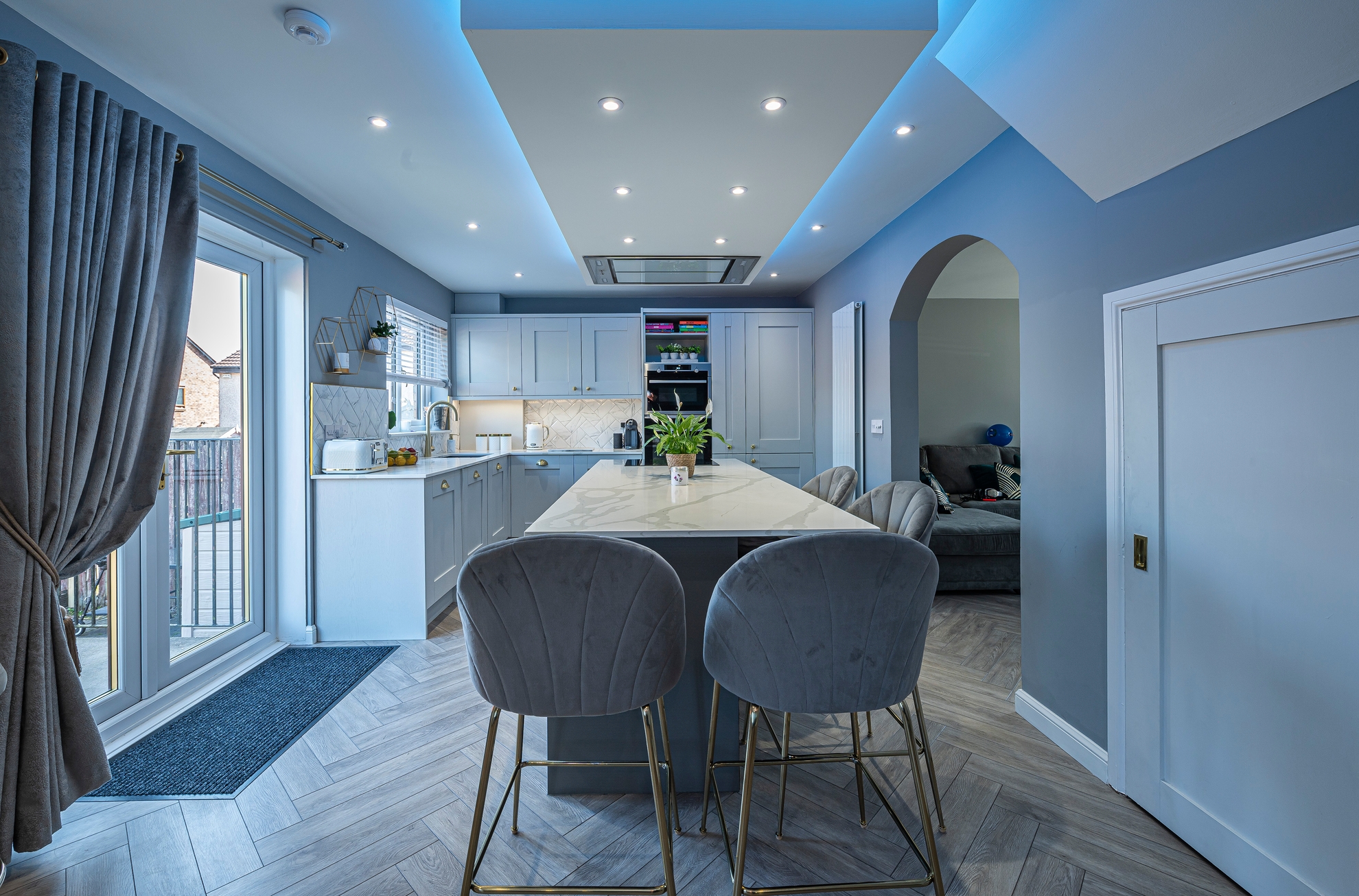 Ultra Modern Shaker Kitchen, Paisley