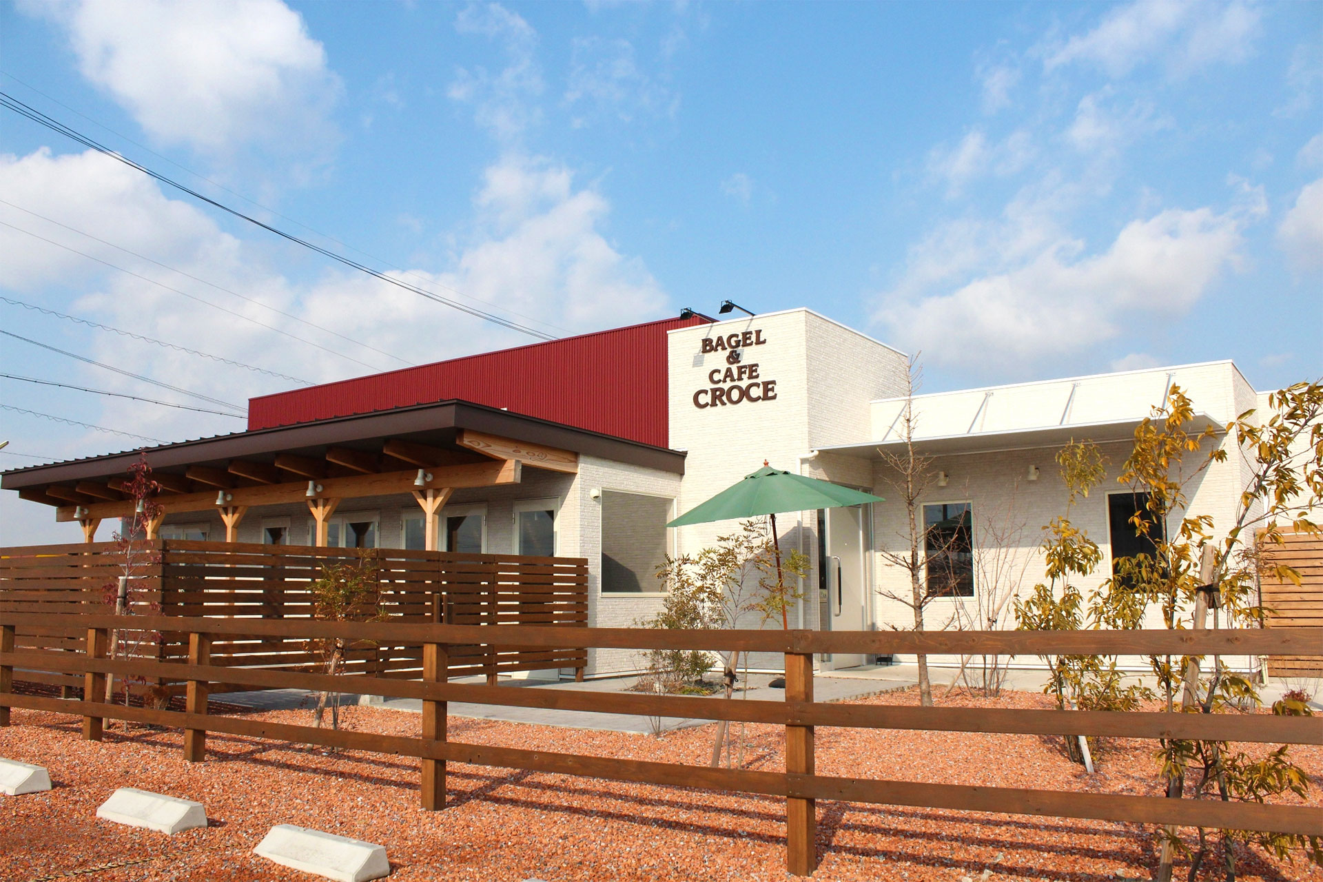 クローチェ CROCE&Co. 愛知県一宮市のカフェ。サイコロ食パンのモーニングサービスが人気。ベーグルは常時13種類を用意しています。