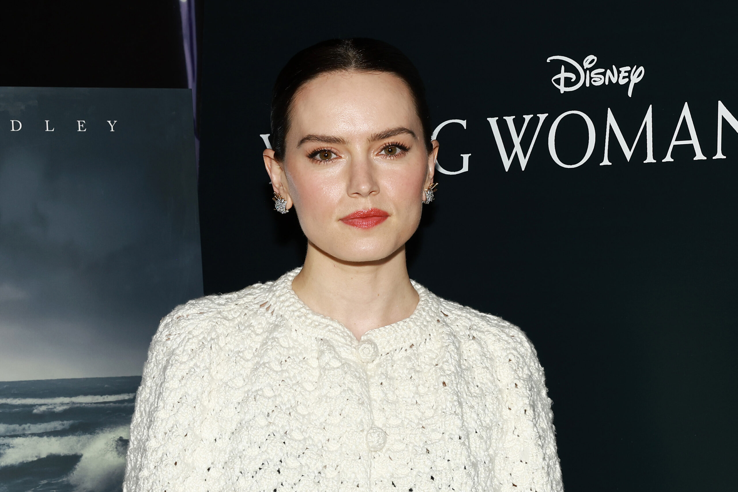 'Star Wars' Star Daisy Ridley Reveals Graves' Disease Diagnosis