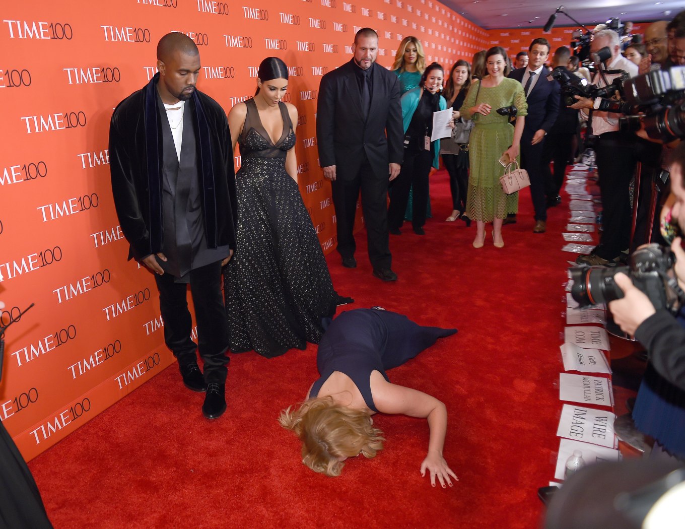 15 Of The Most Embarrassing Celebrity Falls Wipeouts