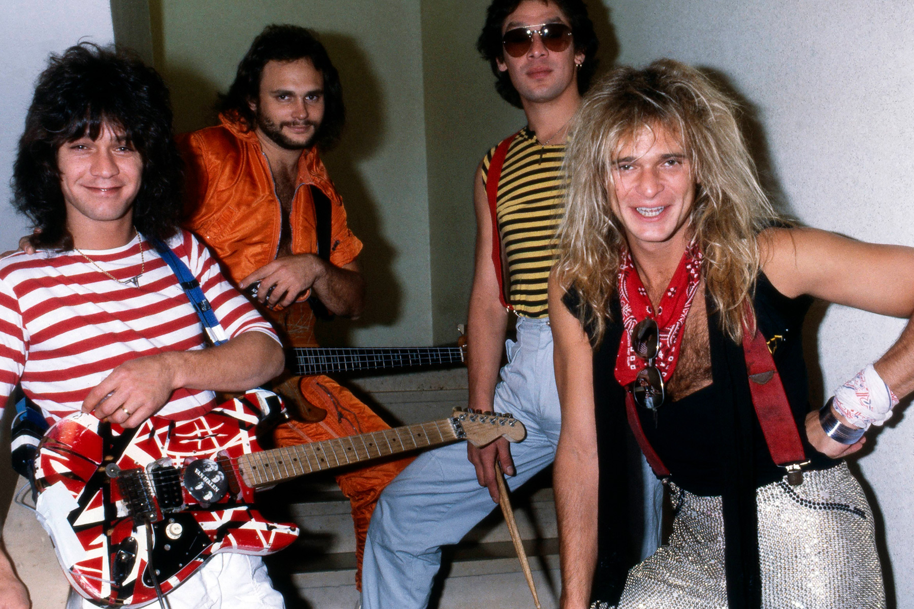 Van Halen Sammy Hagar e Michael Anthony annunciano “Faremo un