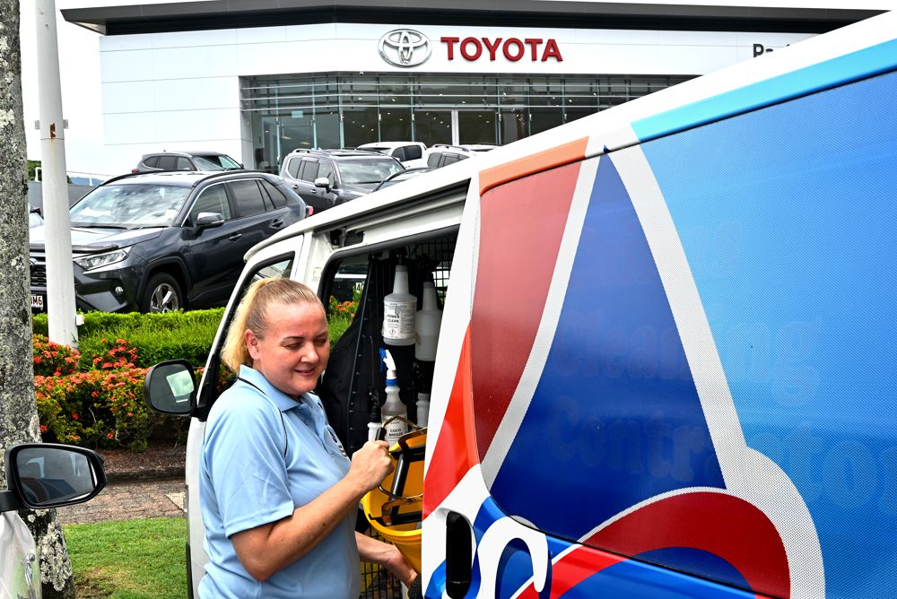 Cairns Cleaning Contractors